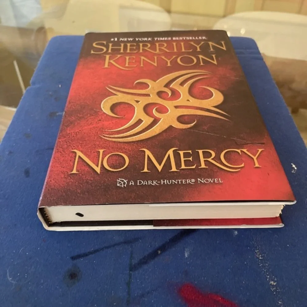 Dark-Hunter Novels Ser.: No‎ Mercy by Sherrilyn Kenyon (2010, Hardcover)